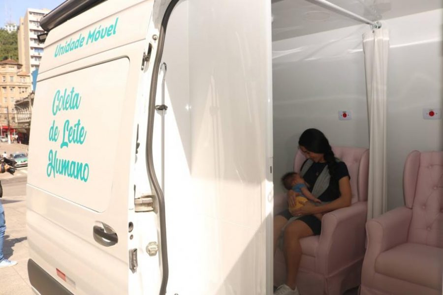 Santos ganha unidade móvel de coleta de leite materno
