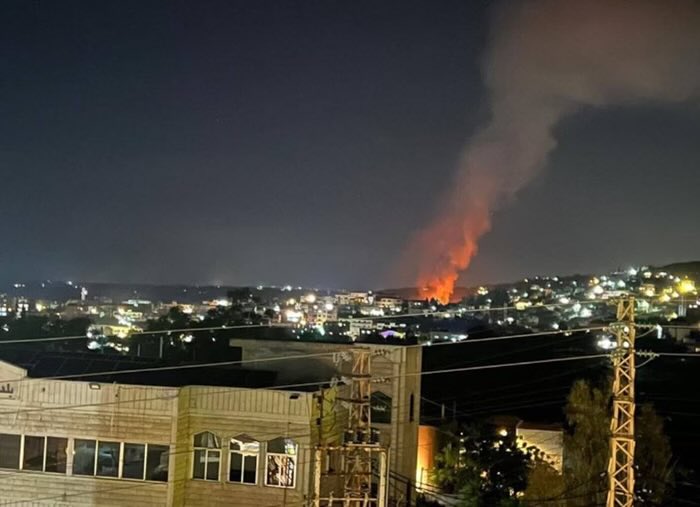 Israel faz maior ataque contra Líbano e mata alto membro do Hezbollah