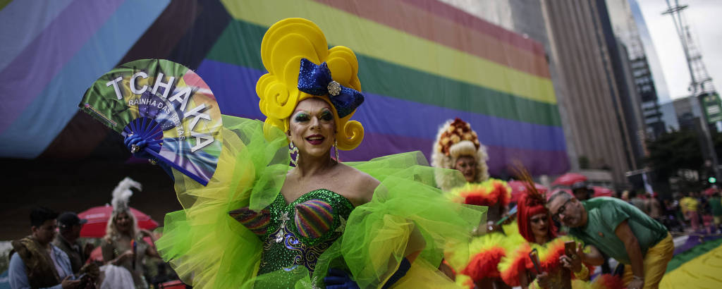 Parada LGBTQIA+ veste avenida Paulista de verde e amarelo neste domingo