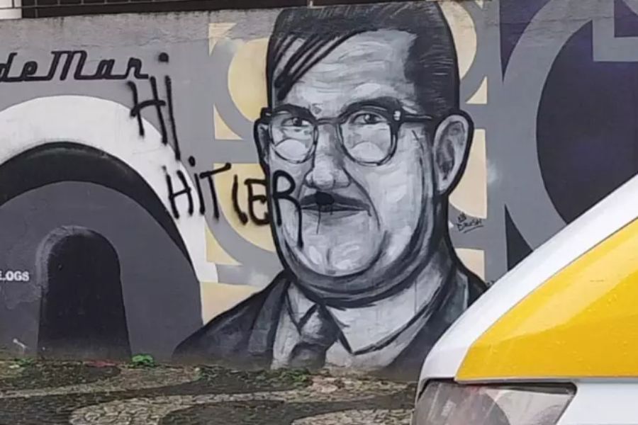 Muro de Santos é pichado com saudação nazista 