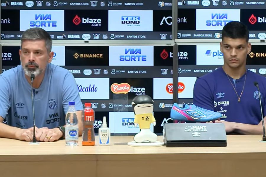 Carille não da entrevista e auxiliar técnico comenta atuação do Santos