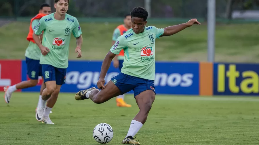 Endrick 'volta' ao Palmeiras após taça, adeus e bônus milionário ao clube