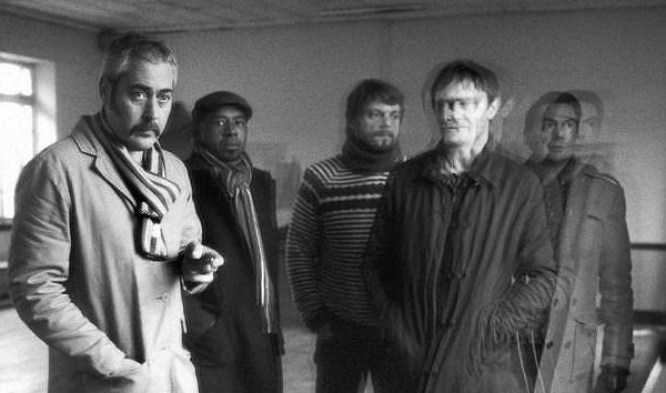 Banda inglesa Tindersticks vem ao Brasil pela primeira vez com show único em SP