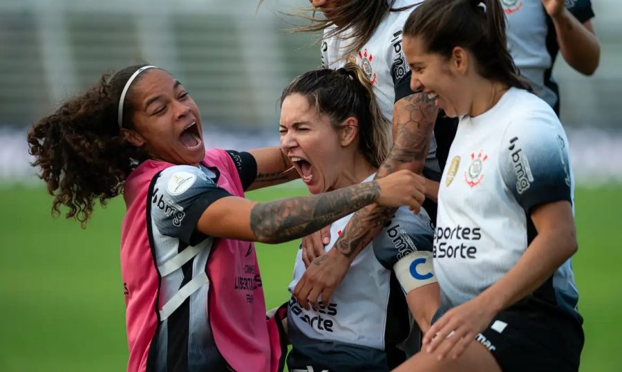 Zanotti decide, Corinthians bate Boca e vai à final da Libertadores feminina