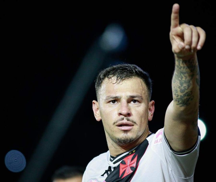 Vasco vence Cuiabá, quebra jejum e vê Z4 do Brasileiro cada vez mais longe