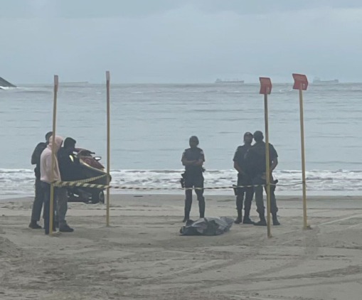 GBMar encontra corpo de mulher em praia de São Vicente