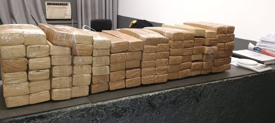 PM apreende 100 kg de maconha na Baixada Santista