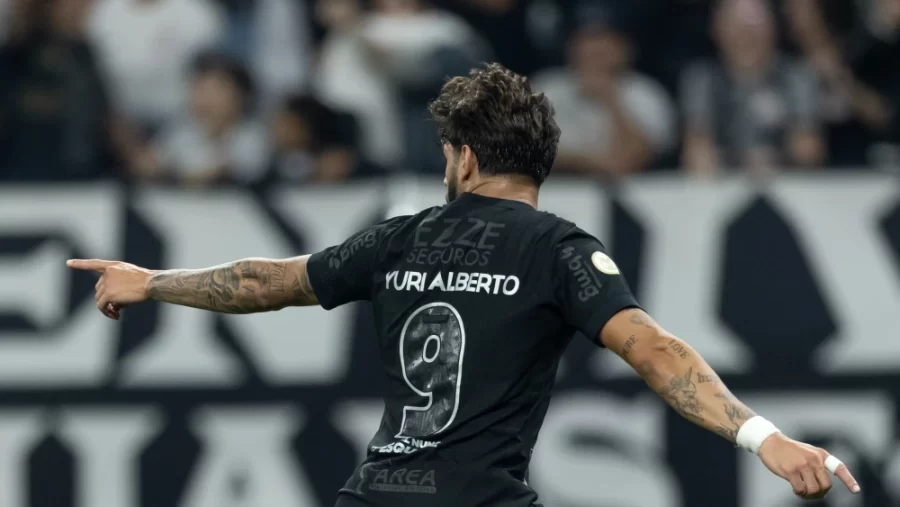 Corinthians pede efeito suspensivo para ter Yuri Alberto contra o Palmeiras