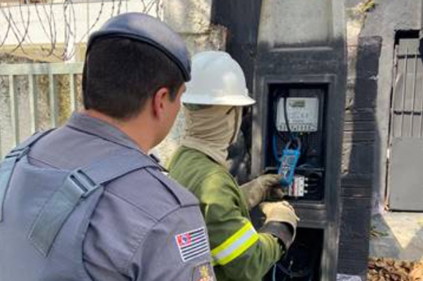 Furto de energia é flagrado em estabelecimentos no litoral de SP; quatro foram presos