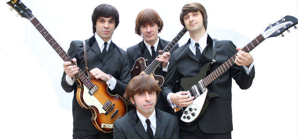 Shopping de Santos promove show cover dos Beatles