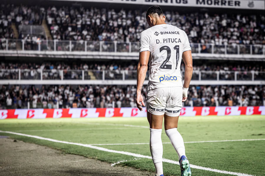 Santos perde três titulares suspensos para jogo contra a Chapecoense