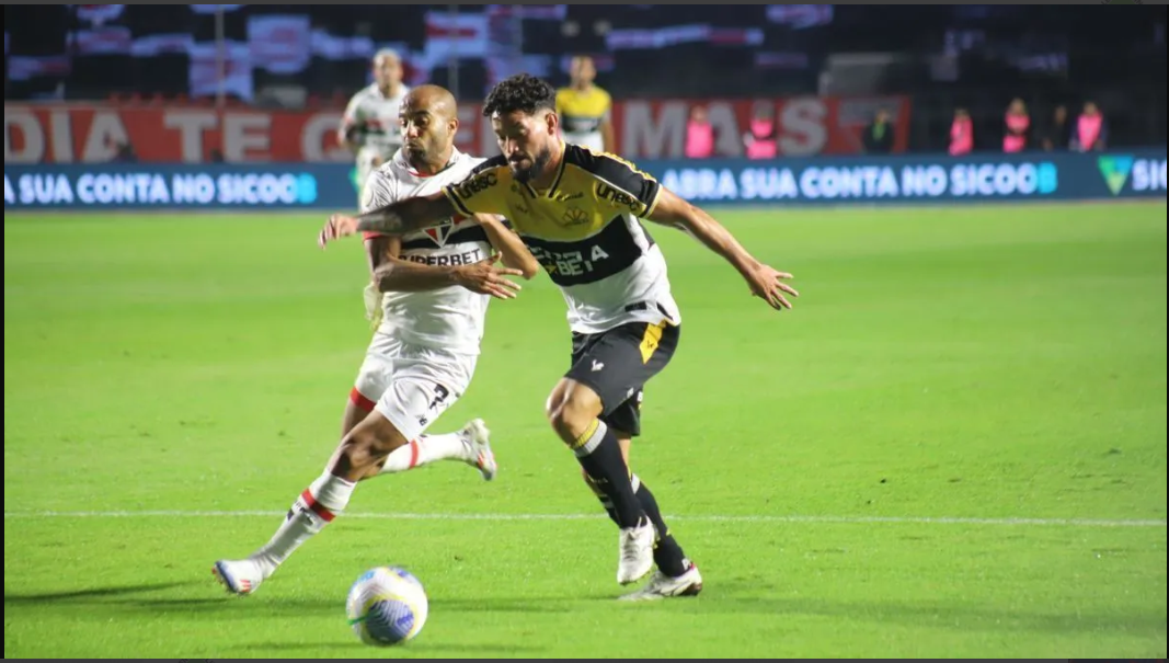 São Paulo empata com Criciúma em jogo marcado por trapalhada e golaço