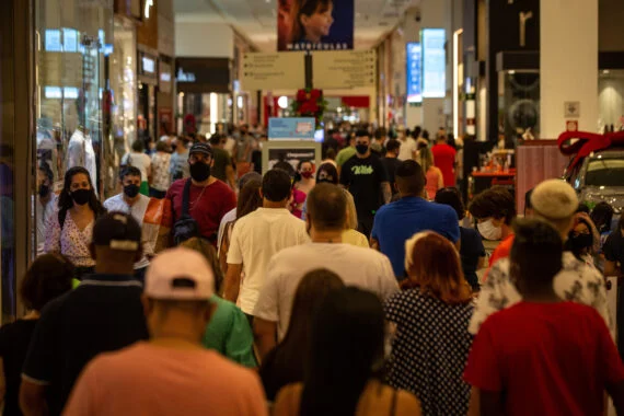 Black Friday movimenta a Baixada Santista com ofertas e preparação intensa