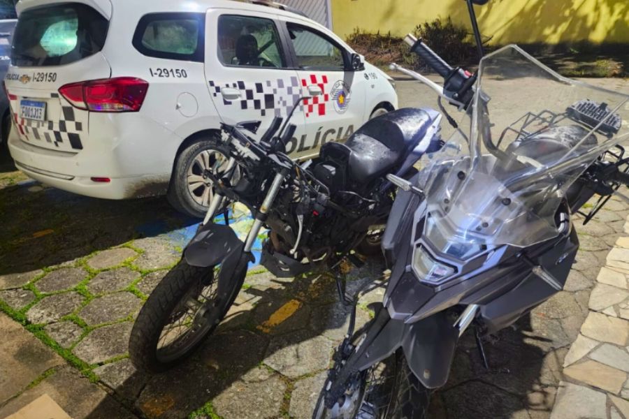 Moto roubada é recuperada e suspeitos são detidos em Mongaguá