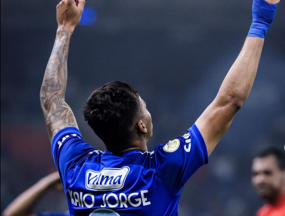 Cruzeiro vence o Criciúma e segue em busca de uma vaga à Libertadores