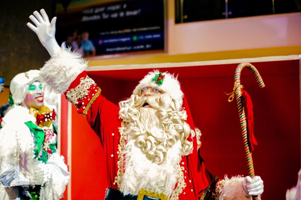 Papai Noel apresenta o ‘Natal dos Ursos’ em shopping de Santos neste sábado