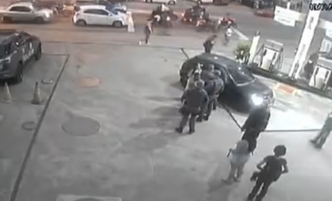 Policiais militares salvam bebê engasgada em São Vicente; VÍDEO