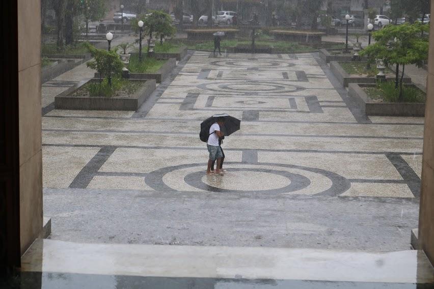 Baixada Santista terá frio e garoa até sábado e calor volta na segunda-feira