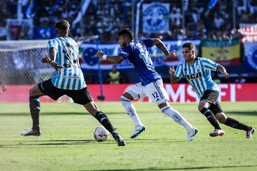 Racing vence o Cruzeiro em Assunção e conquista a Copa Sul-Americana