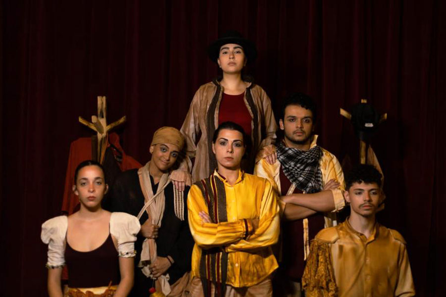 Escola de teatro em Santos apresenta ‘A Exceção e a Regra’, espetáculo de formatura