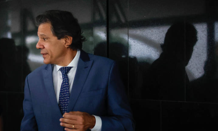 Em almoço com banqueiros, Haddad diz que pode discutir novos cortes se necessário