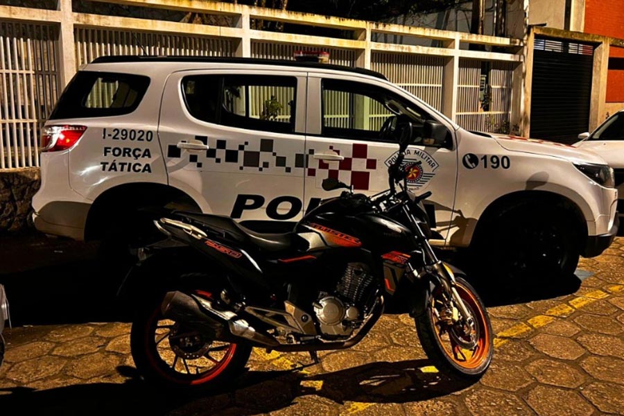 Homem é preso após PM identificar moto furtada no litoral de SP