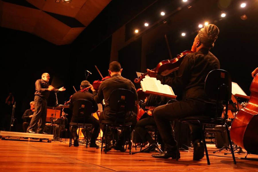 Orquestra Sinfônica de Santos realiza concerto com dois maestros na próxima quinta