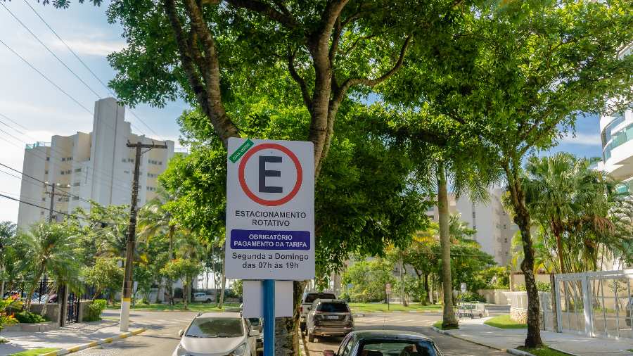 Trânsito de Bertioga implanta novo sistema de estacionamento rotativo para temporada