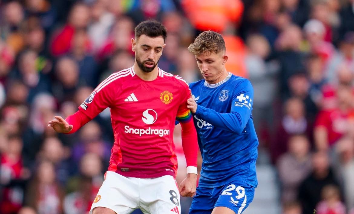 Jogo Everton x Liverpool é adiado devido ao mau tempo