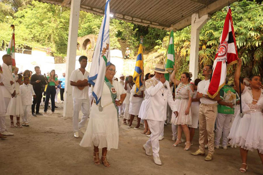 Alvorada do Samba mantém viva tradição de mais de seis décadas em Santos