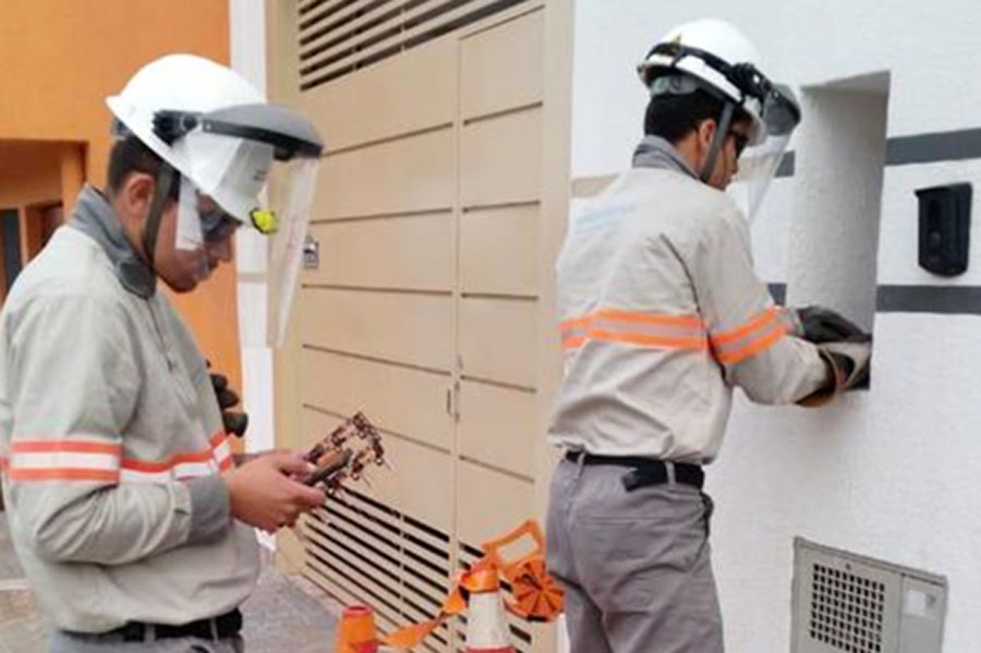 Operação conjunta flagra furto de energia em seis estabelecimentos de Praia Grande