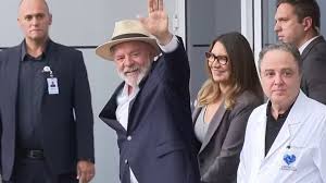 Lula inicia sequência de eventos sobre 8/1 e apresenta relógio restaurado de dom João 6º