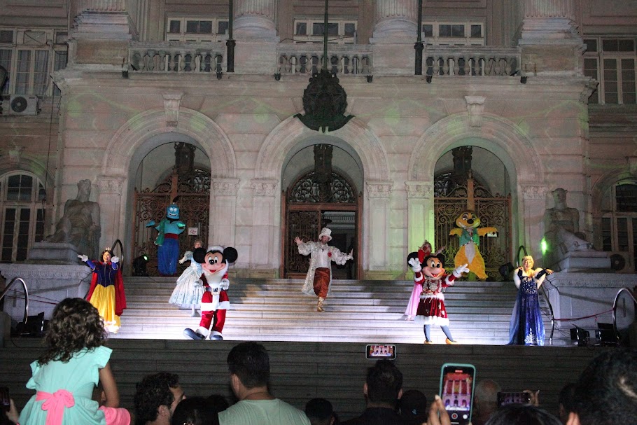 Natal Criativo reúne diversas atrações no Centro de Santos neste domingo