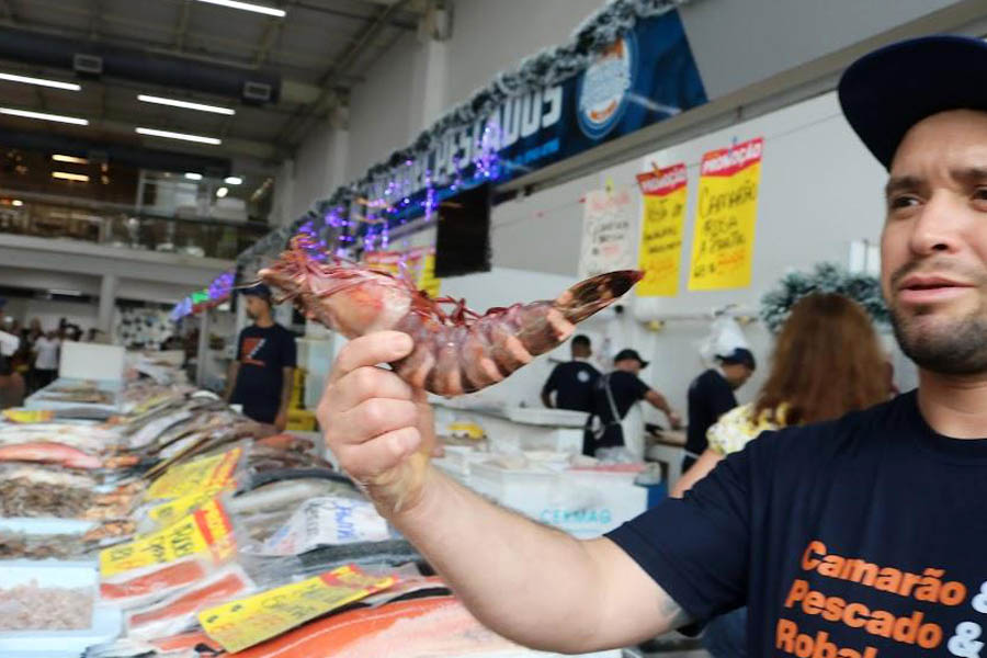 Permissionários do Mercado de Peixes reforçam atendimento para vendas do Ano Novo