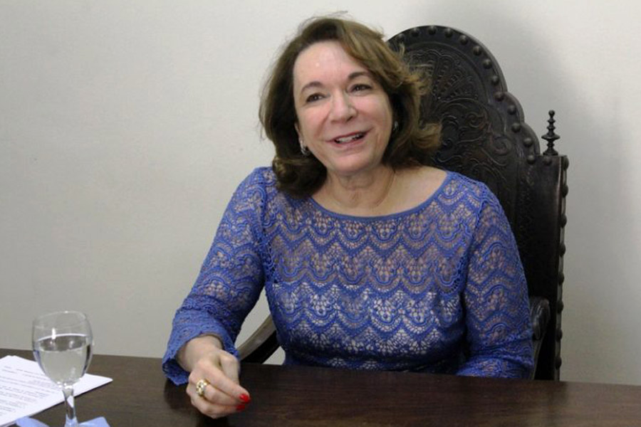 Sílvia Teixeira Penteado, reitora da Unisanta, será homenageada com prêmio Rotary Club de Santos-Gonzaga