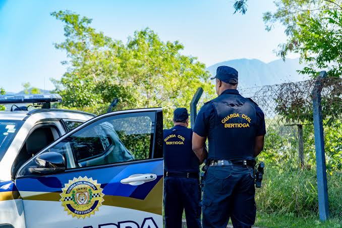 Mulher com transtornos mentais desaparecida em Santos é localizada em Bertioga 