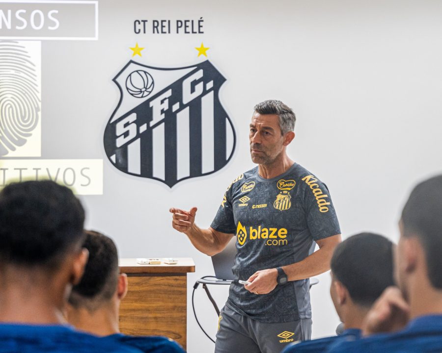 Elenco do Santos se reapresenta para início de pré-temporada no CT Rei Pelé