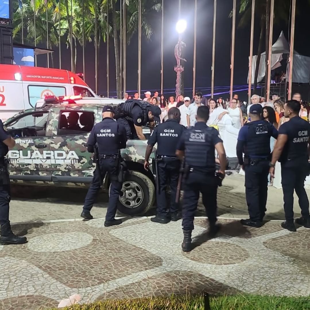 Turista com sinais de embriaguez morre após se afogar em Santos durante a virada do ano