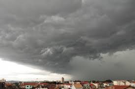 São Paulo deve ter calor e chuva de verão à tarde nesta quinta (2)