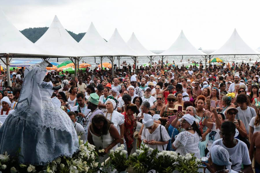 Homenagem a Iemanjá em Santos terá música, danças e procissão em terra e mar