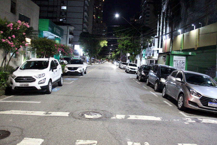 Gonzaga é o quinto bairro de Santos a ganhar iluminação em LED em todas as vias