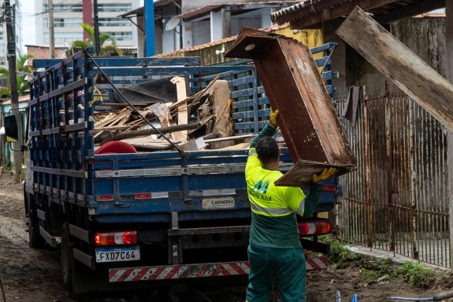 Bertioga intensifica ações de combate à dengue com força-tarefa nos bairros