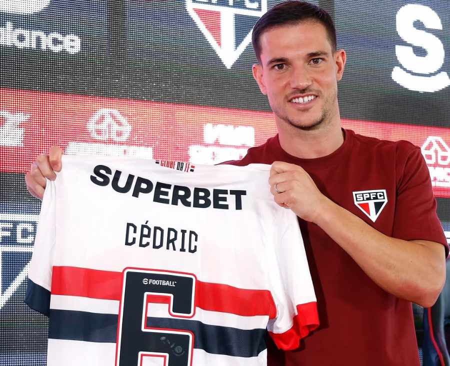 Cédric esperou ofertas do Brasil e ouviu conselho de Miranda