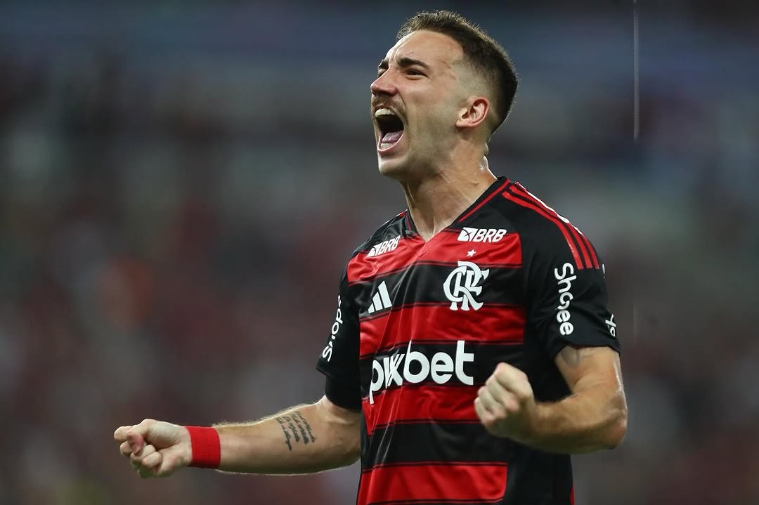 Em jogo quente, Léo Ortiz marca, Flamengo vence o Botafogo e assume a ponta