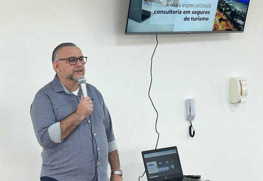 Turismo em Santos é tema do Meeting APT 2025 com palestra do secretário Thiago Papa