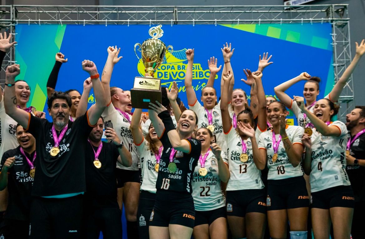 Osasco é tetracampeão da Copa Brasil de vôlei feminino