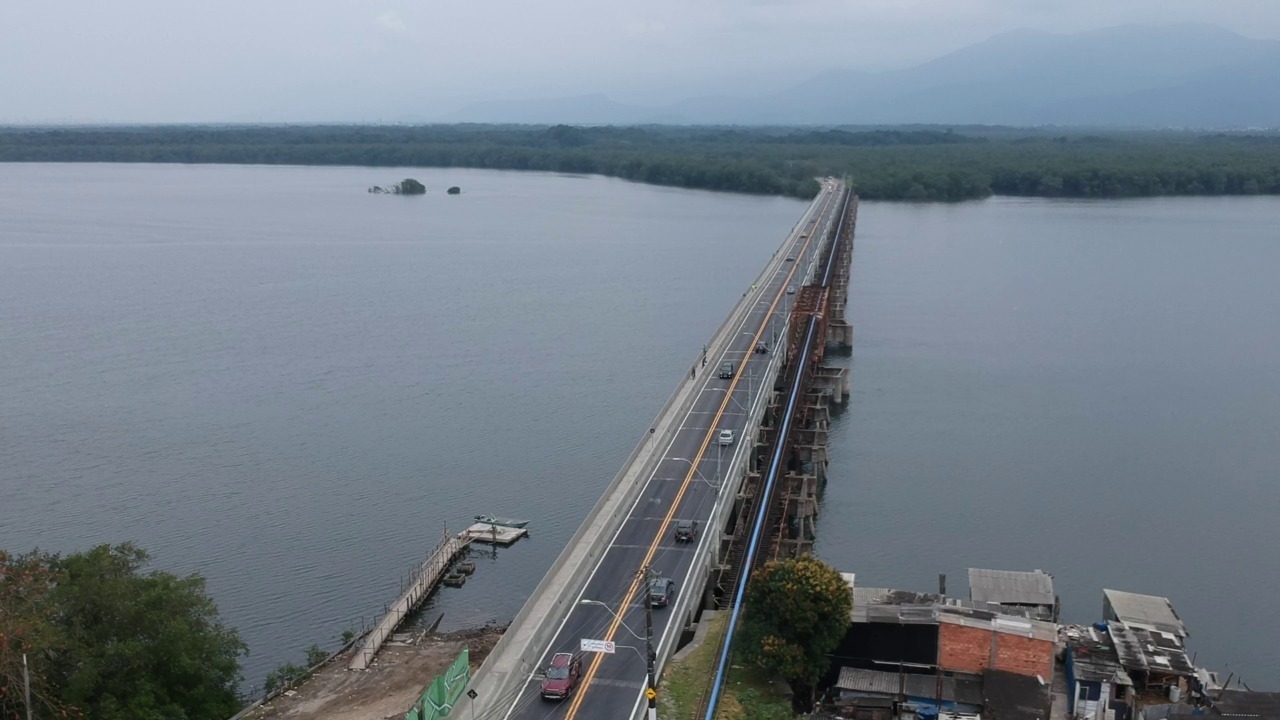 Devido às obras do VLT, Ponte dos Barreiros funciona via operação 'Pare e Siga'