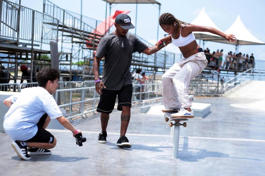 Santos garante 360 vagas gratuitas para aulas de skate nas pistas da cidade