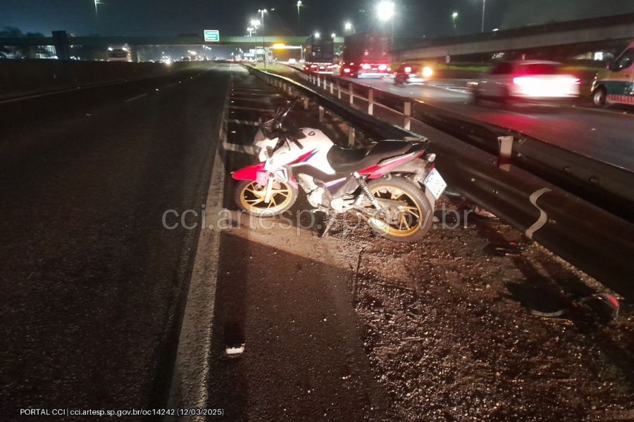 Motociclista sofre queda e morre atropelado por carreta em Cubatão