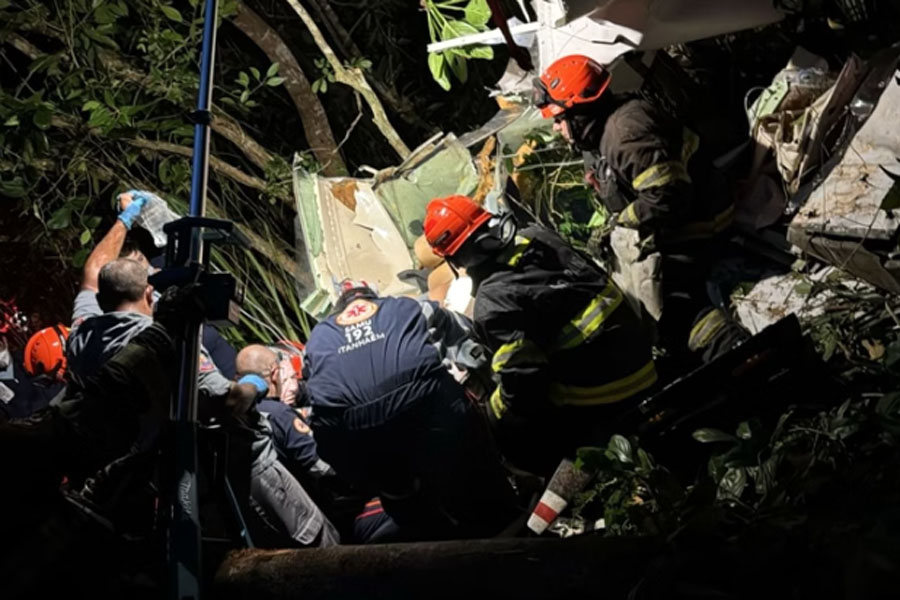 Homem morre após queda de avião de pequeno porte em aldeia indígena no litoral de SP